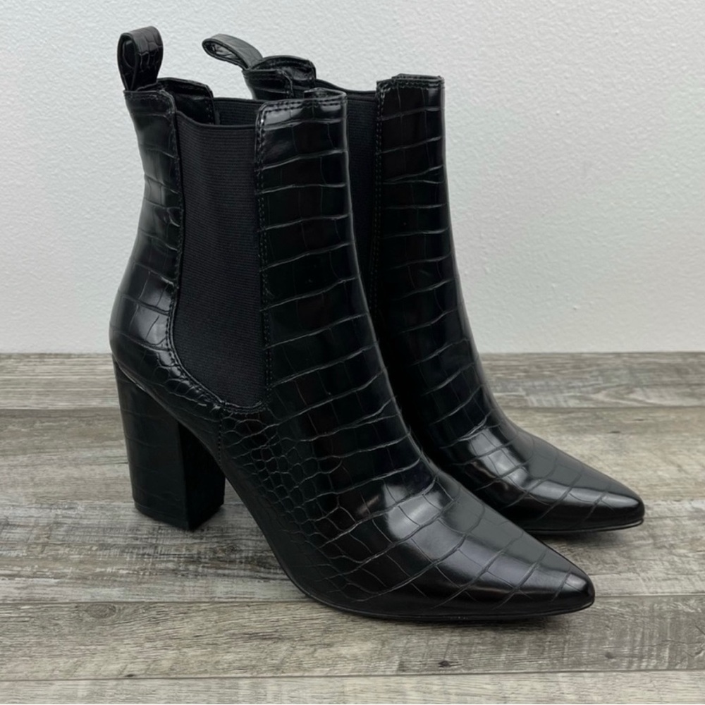 Steve Madden Belong Ankle Boots